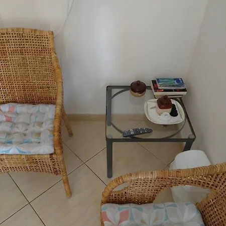 Surf Harbour Homestay *