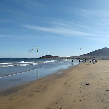 Surf Harbour Homestay Los Abrigos